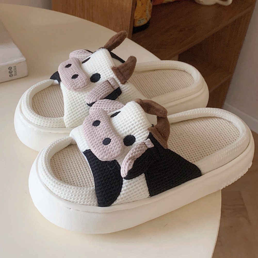 wholesale women plush cow shape Sandal with heel for home winter waterproof fur slides slippers muler shoes for bathroom