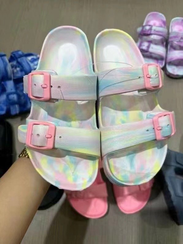 Wholesale children's EVA buckle platform sandals soft non-slip summer fashion slippers four seasons permeable stock shoes
