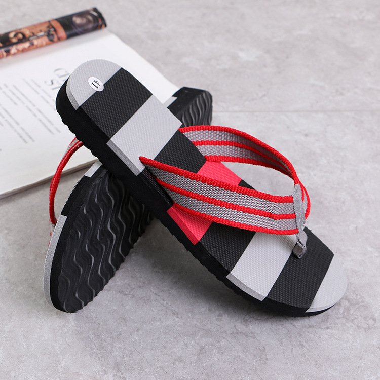 Wholesale and retail summer men's indoor and outdoor non-slip slippers striped color matching beach leisure flip-flops