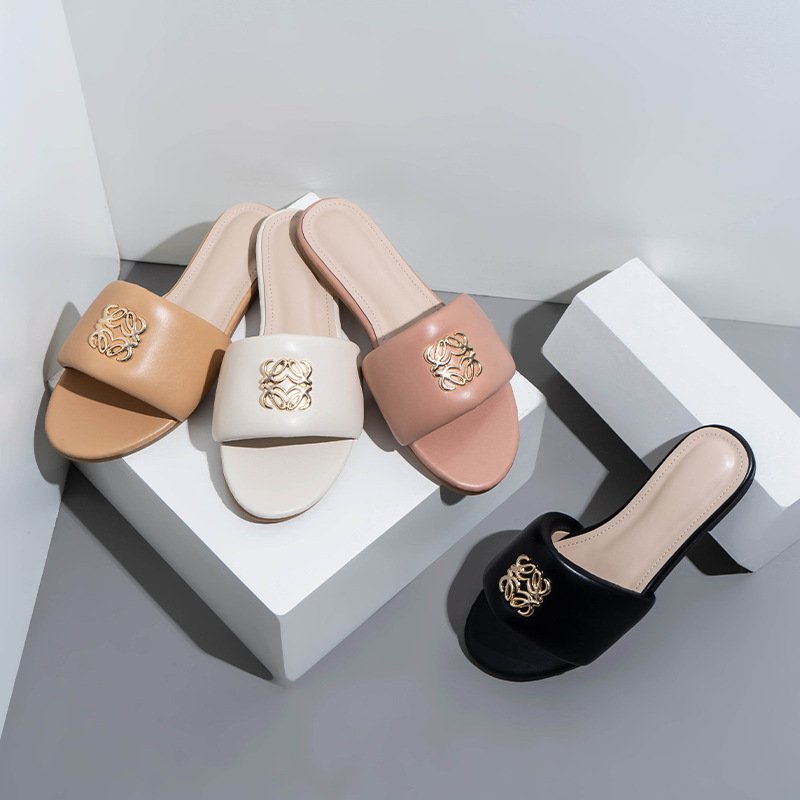 New Designs Women Beach Minimal Pvc Shoes Square Casual Open Toe Slides Slippers Leather Flat Sandals