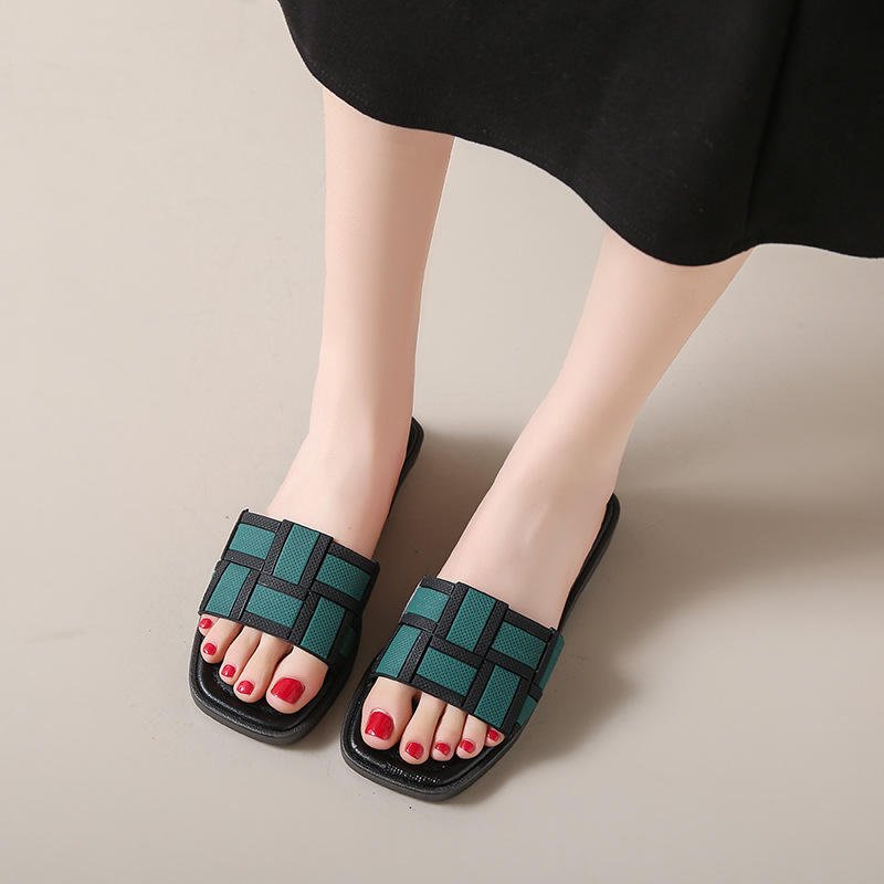 2024 New Designer Ladies Women Black and white Flat Slippers Sandals