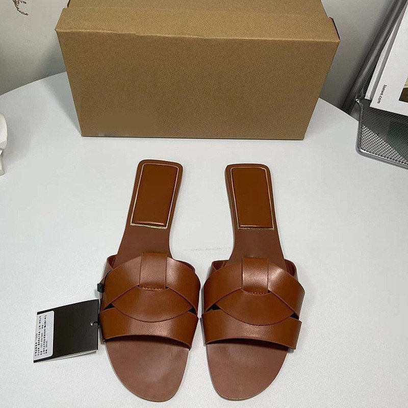 Summer hot sale fashion flat round toe cross casual slippers women shoes outdoor solid color plus size sandals slides&slippers