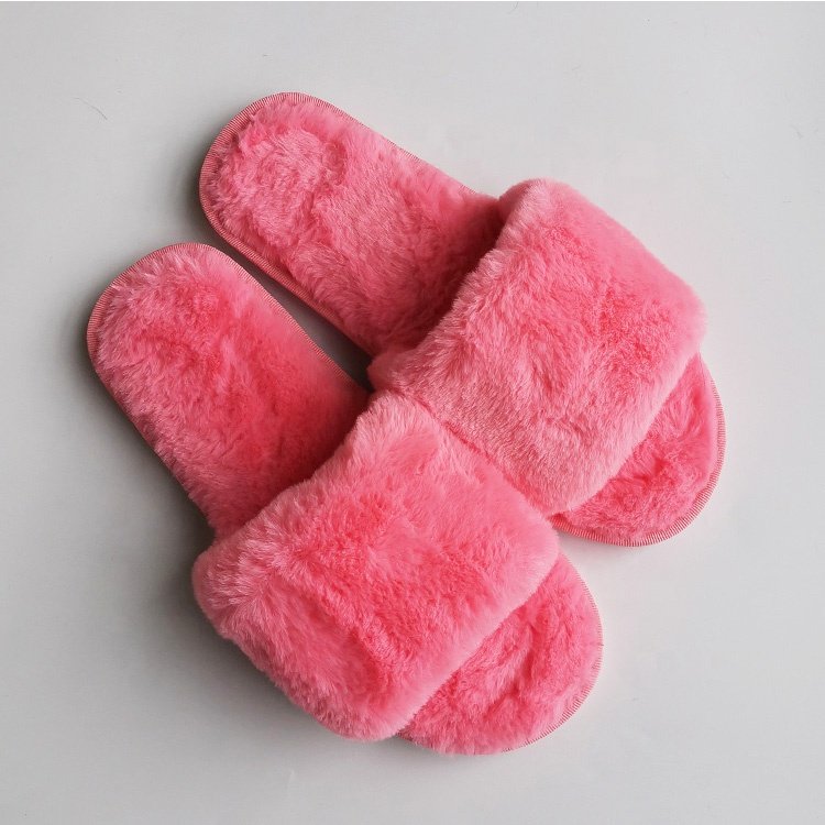 Women's Slip on Fuzzy Slippers Flat Sole House winter Slippers Outdoor Indoor Warm Short Plush Bedroom Shoes with Fur Lining