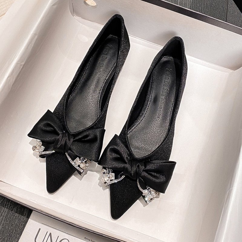 Large Size 43 Closed Point Toe Ladies Bow Slippers Outdoor Flat Loafer Pointed Toe Mules Slides Footwear