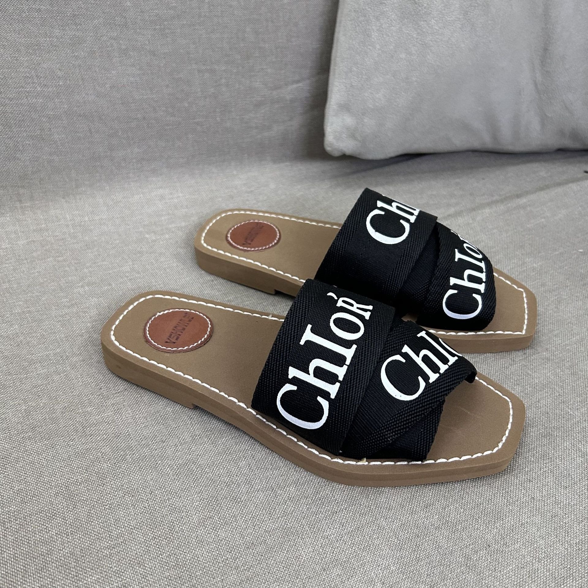 flat slippers for womens flat feet shoes flip-flops slippers ladies sandals slippers letter beach flat casual sandals