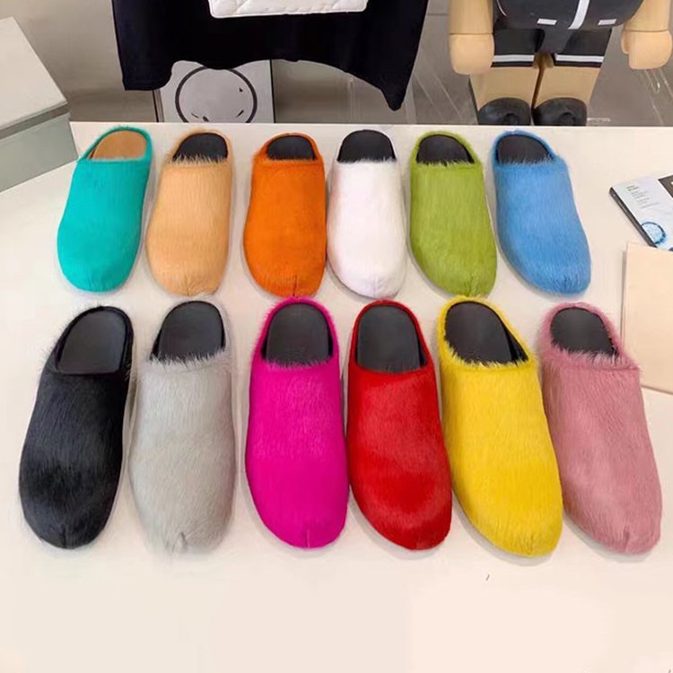 2024 Horsehair Flat Mules Women Pink Fuchsia Designer Casual Winter Ladies Outwear Party Fluffy Fur Slides Slippers