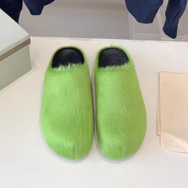 2024 Horsehair Flat Mules Women Pink Fuchsia Designer Casual Winter Ladies Outwear Party Fluffy Fur Slides Slippers