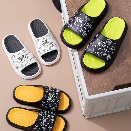 Wholesale Fashion Summer Unisex Beach Slides Slippers Female New Model Indoor Slipper Men Outdoor Slippers