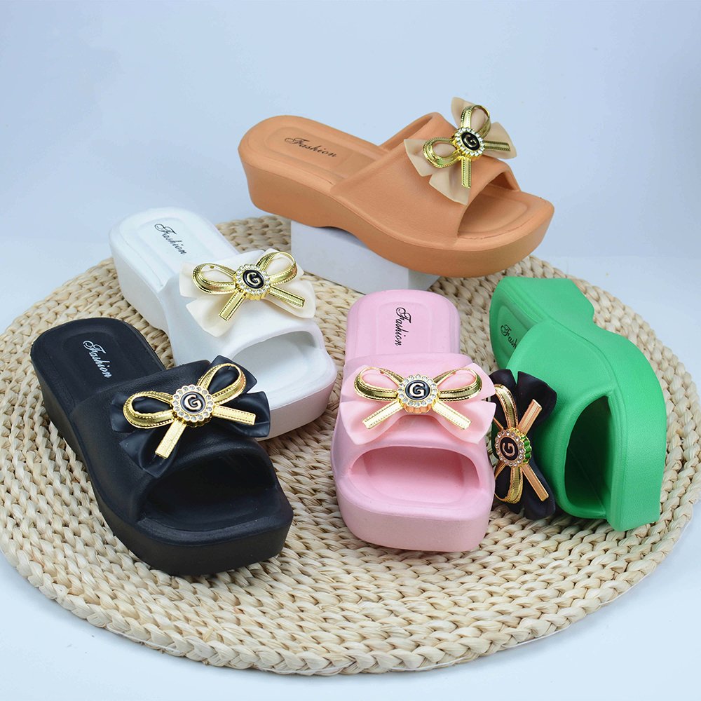 Women's Outdoor Style Height Increasing Sandals Fashionable Slide Slippers