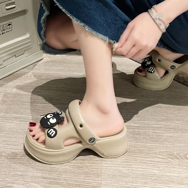 2024 New Designer Eva Slippers for Women Custom Logo Non-Slip Outdoor Summer Beach Sandals Hard-Wearing Slide Slippers