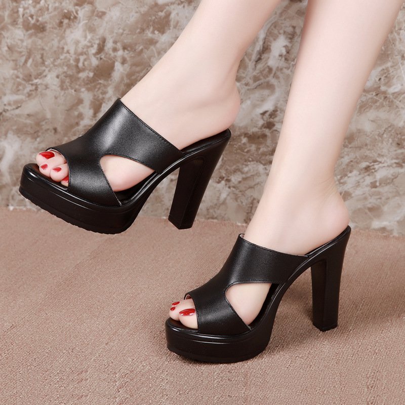fashion new design Summer big size thick heel Slip On outdoor casual daily slipper pu non slip ladies sandals and slippers