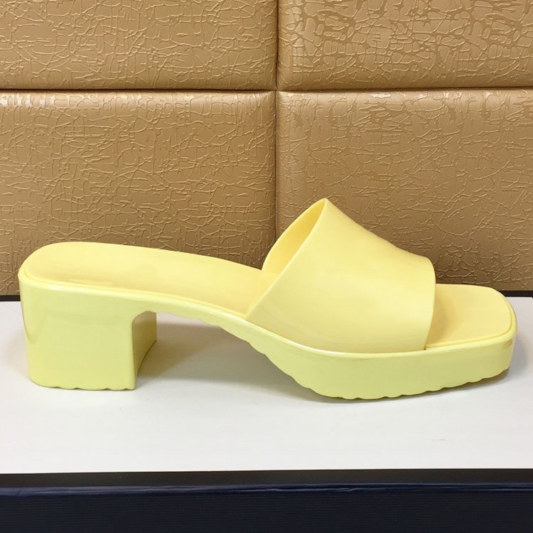 Most popular transparent jelly home outdoor heels slippers luxury logo slippers brands slipper Designer slide