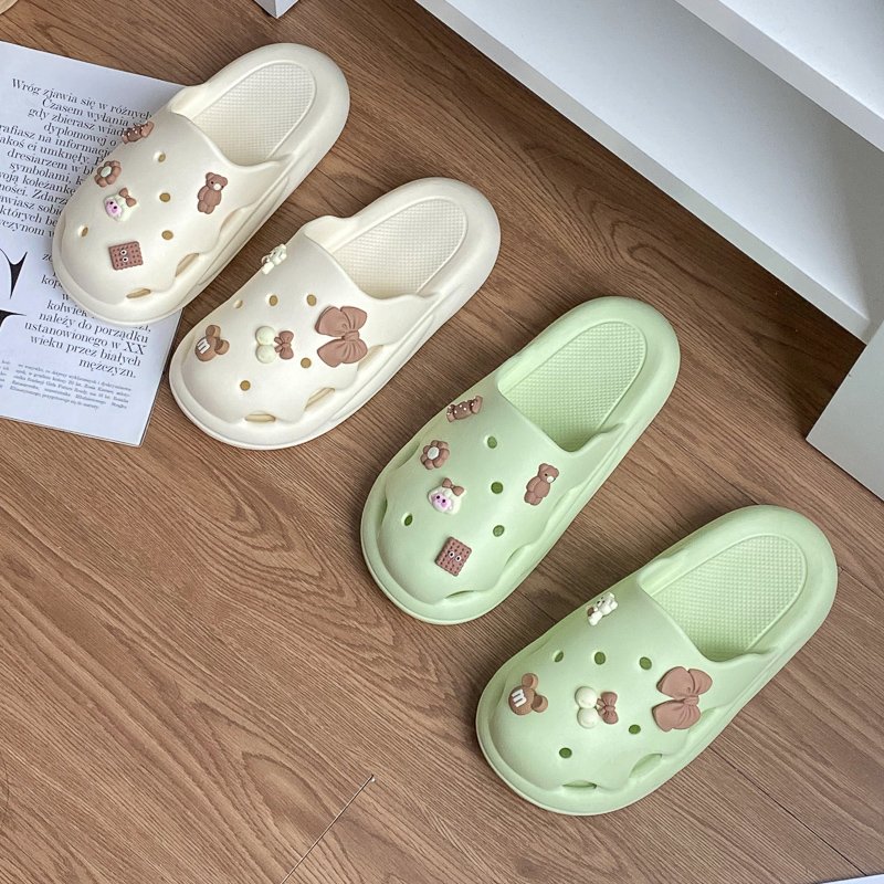 Slide Slippers Outdoor Beach Ant-collision Sandals Unisex Slides Garden Shoes Bathroom Indoor Clogs for Women and Men EVA