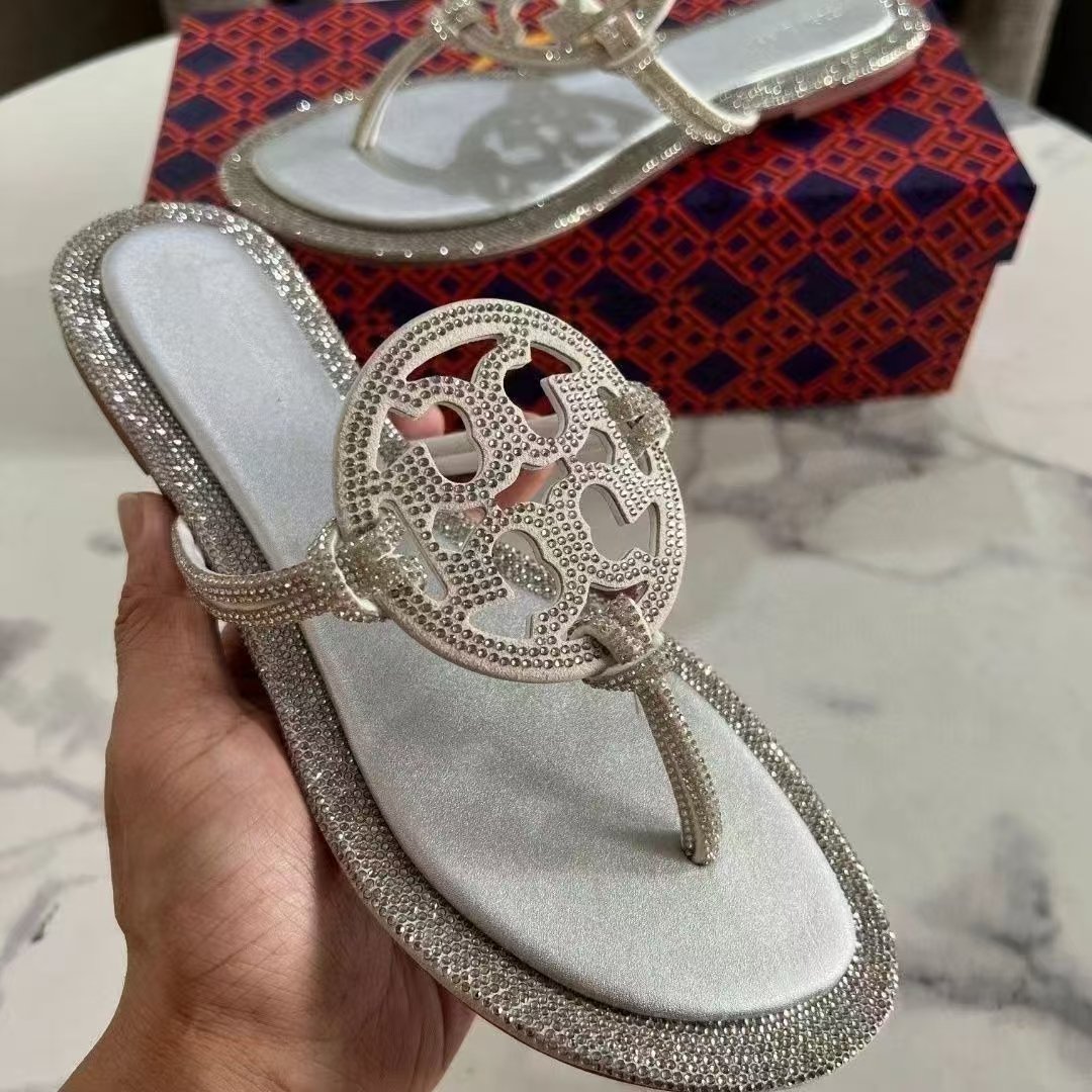 Designer Luxury Brand Women Leather Shoes Custom Wholesale Top Quality Trendy New Beach Slippers