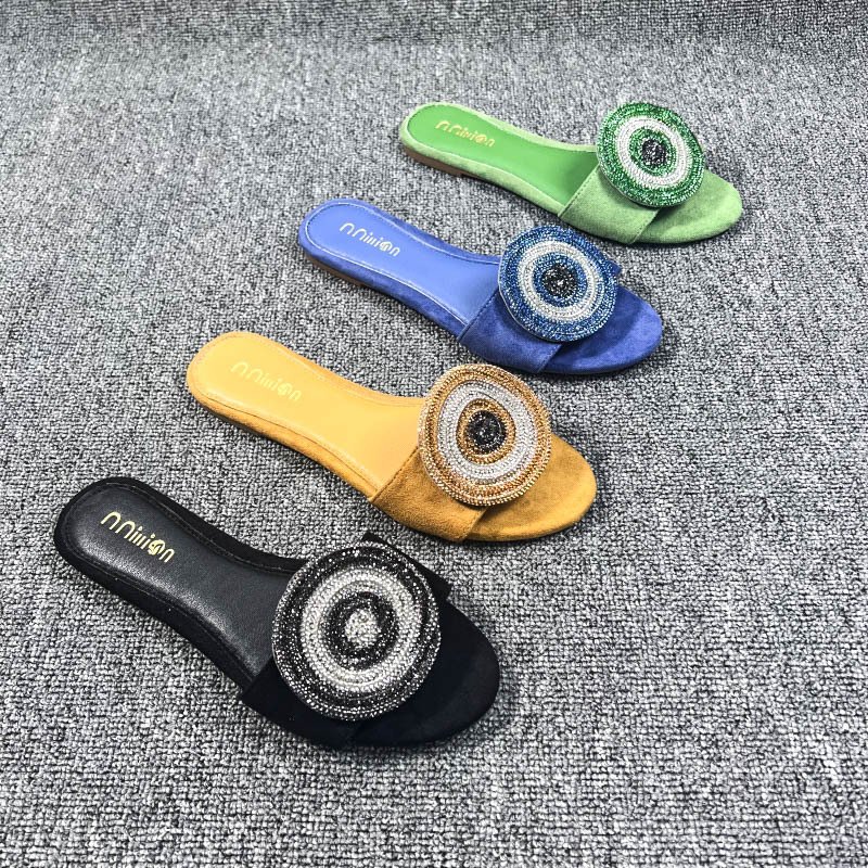 2024 New Trend High Quality Hard-wearing Anti-slippery Plus Size Women Summer Outdoor Slides Women sandals Slippers