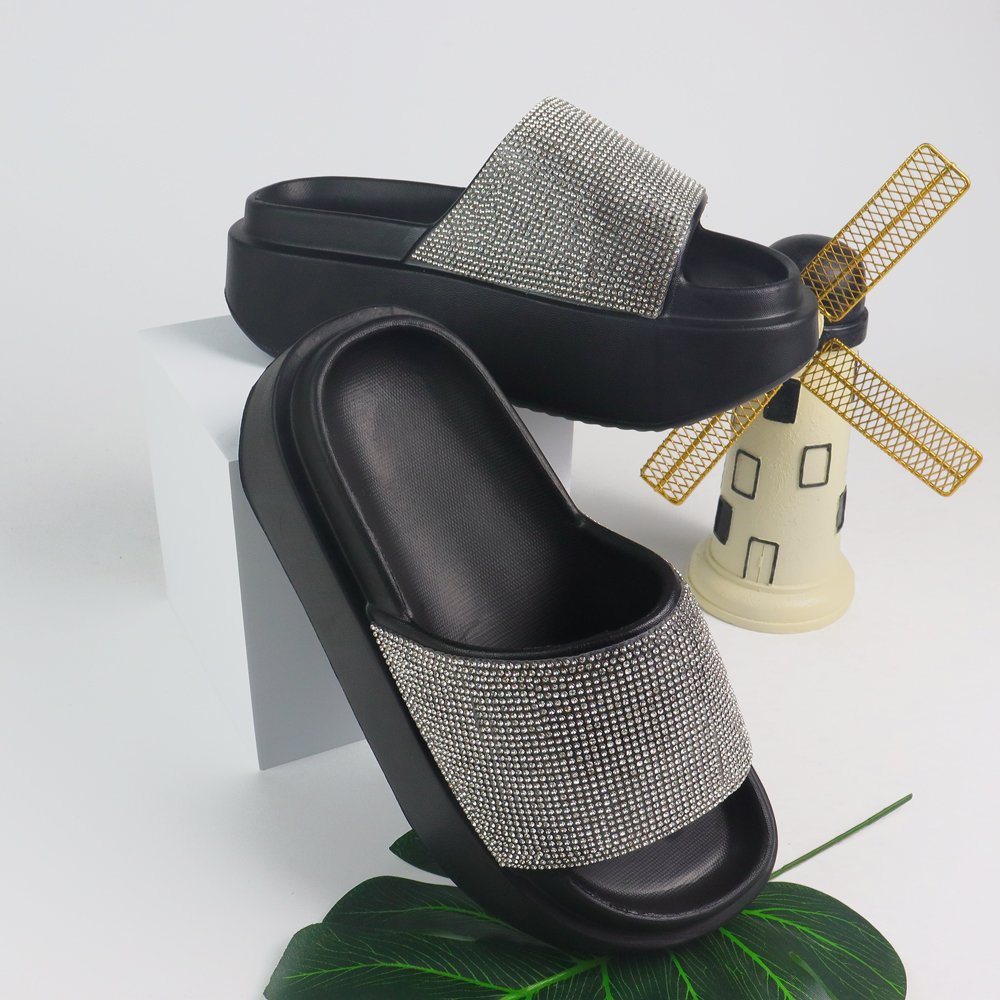 Women's EVA Cushioning Slide Slipper Quick-Drying Flat Outdoor Platform with Open Toe Fashion Trend for Beach Use