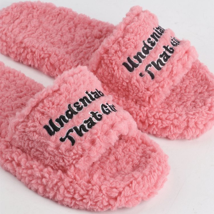 Wholesale Fashion Fur Slippers With Custom Logo Slides Slippers For Women OEM Blank Custom Logo Footwear