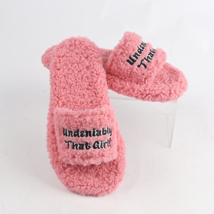 Wholesale Fashion Fur Slippers With Custom Logo Slides Slippers For Women OEM Blank Custom Logo Footwear