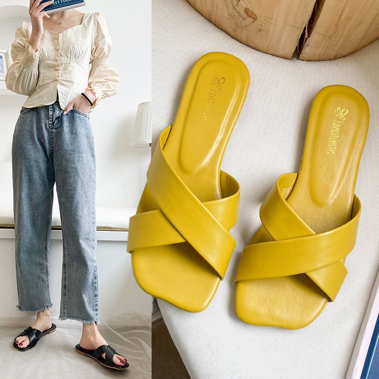 Customized Square Head Cross Strap Outdoor Flat Heel Ladies Sandals Slide Slipper Flip-Flops Slippers For Women
