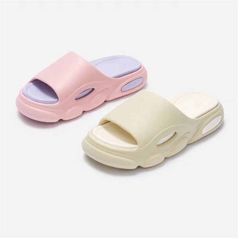 Custom Designer Slides Slippers Customize Eva Soft Embossed Beach Bedroom Slippers For Unisex Slides Men Slide Slippers