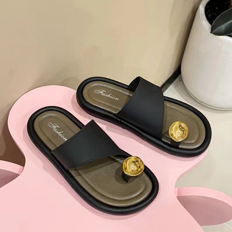 New Design Flip Flops Summer Women New Fashion Sandals Non-slip Women's Shoes Beach Slides Slippers Flat Slippers
