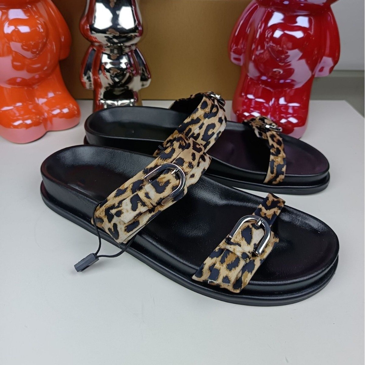2024 High Quality Women Outdoor Babouche Ladies Fancy Slides Slippers Fashionable Female Flat Sandals Slippers