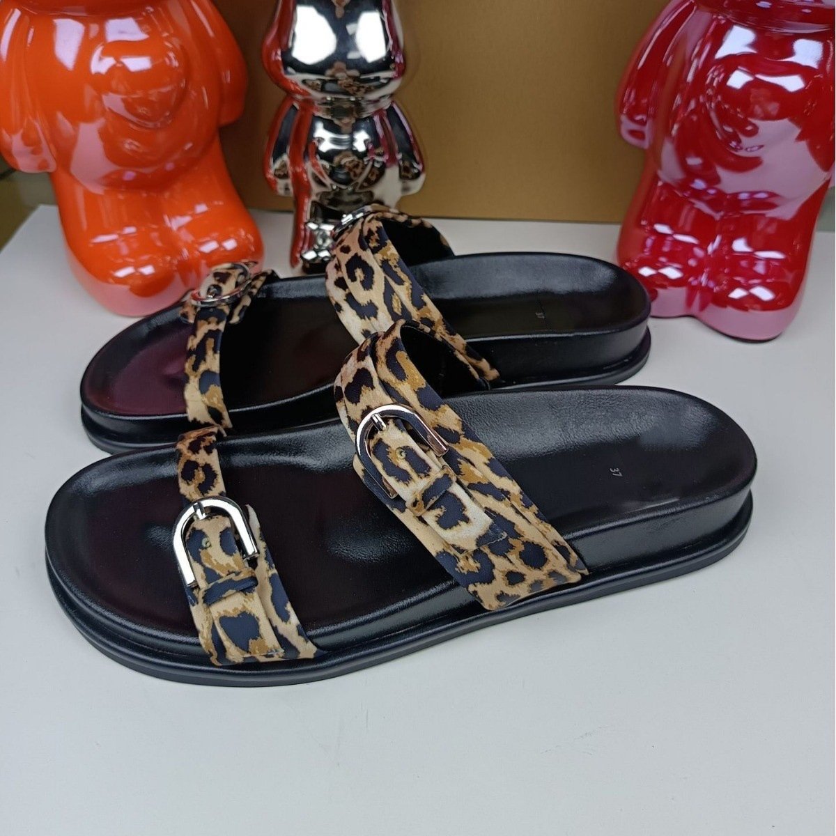 2024 High Quality Women Outdoor Babouche Ladies Fancy Slides Slippers Fashionable Female Flat Sandals Slippers