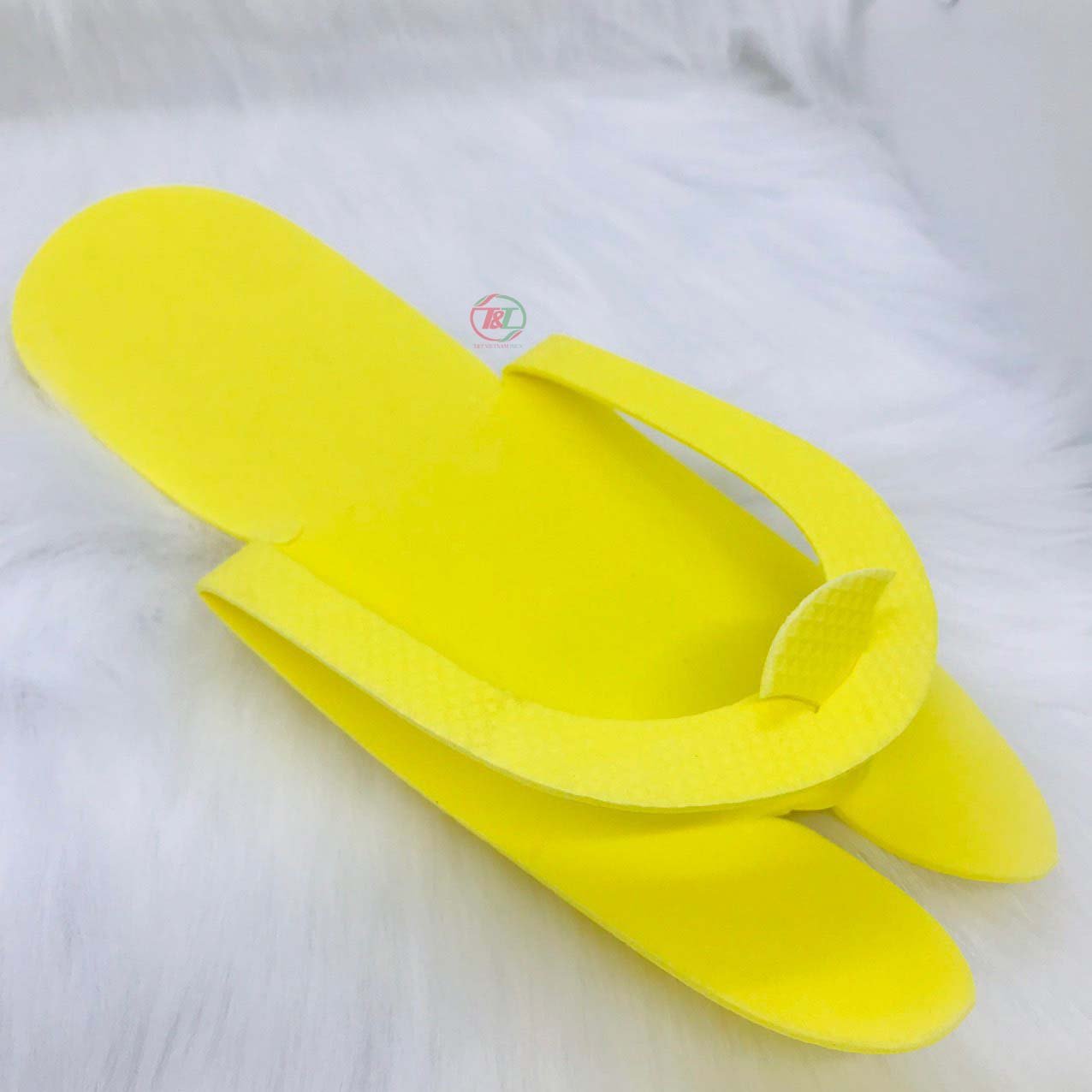 Vietnam Wholesale Lightweight Colorful Unisex Disposable Pedicure Flip Flop Eva Foam Slippers for Nail Beauty Salon Hotel Use
