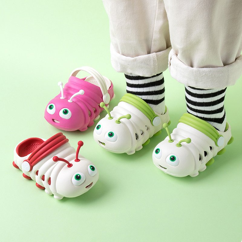 Unisex Cute Caterpillar Pattern Soft EVA Slides Slippers for Kids Non-Slip Small Toddler Sleepers Boys Girls Summer Comfortable