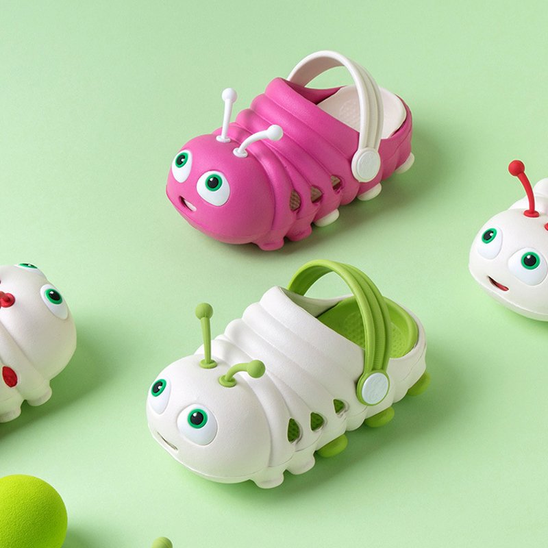 Unisex Cute Caterpillar Pattern Soft EVA Slides Slippers for Kids Non-Slip Small Toddler Sleepers Boys Girls Summer Comfortable
