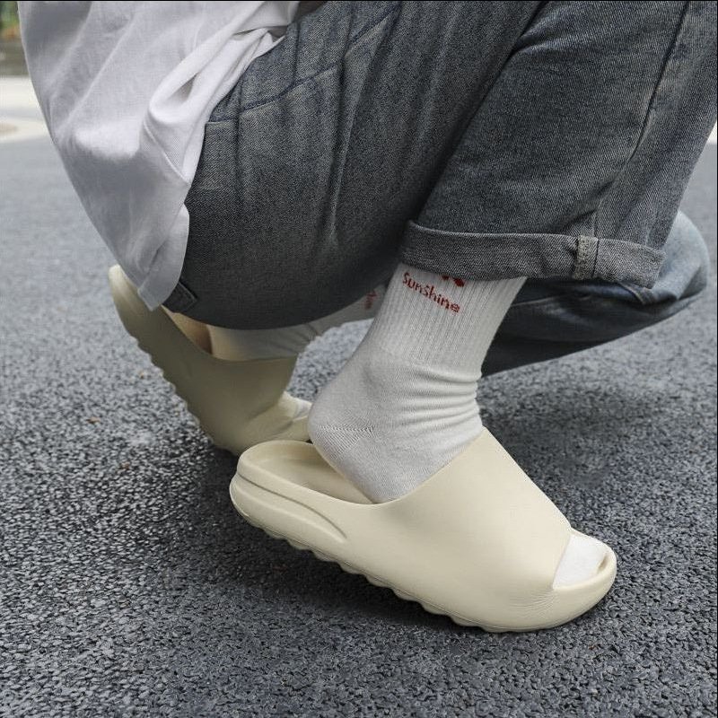 Custom Logo Zapatos de Mujer Unisex Female Man EVA Summer Soft Platform Foam Cloud Slippers Home Slide Slippers for Women Lady