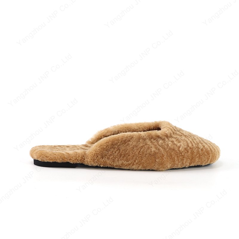 Fashion New Arrival Wholesale Home Winter Warm Closed Toe Lady Fluffy Mules Women Real Sheepskin Fur Slides Shearling Slippers