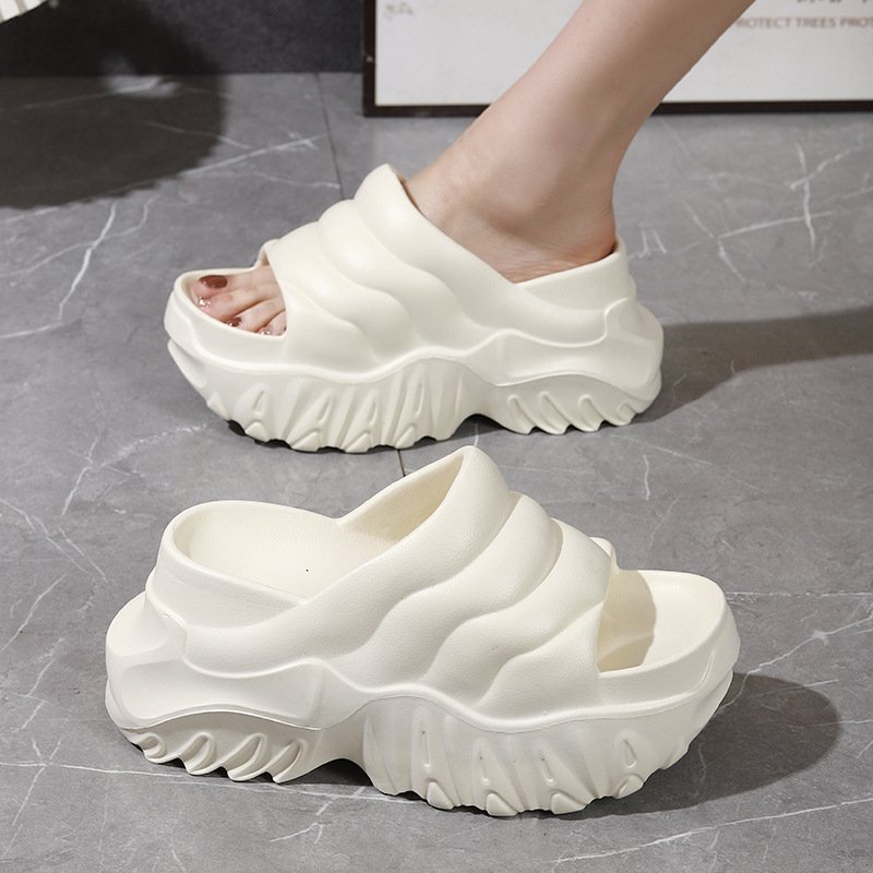 2024 Summer New Women's Slippers Thick Sole High Heel Casual EVA Anti slip Soft Sole Herringbone Slippers Wholesale