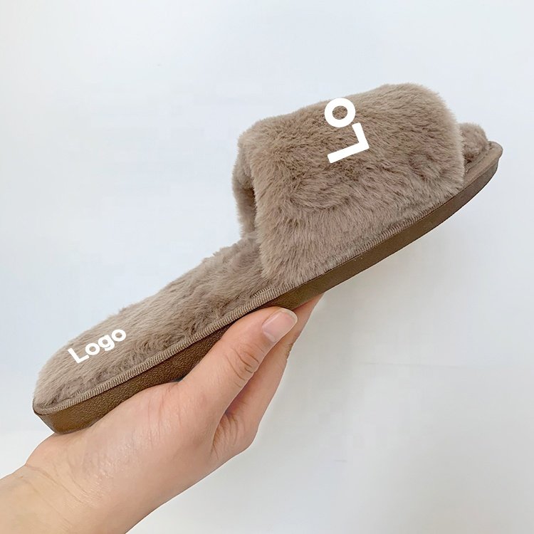 2024 High Quality Wholesale Women Winter Soft One Strap Design Custom Logo Indoor Soft Shoes Warm Fur Slides Slippers