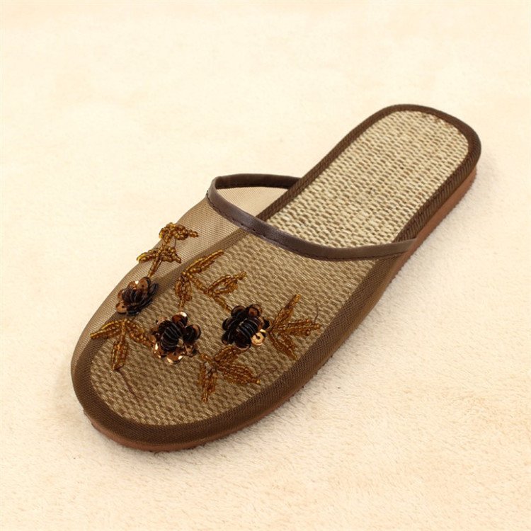 Popular new style beautiful breathable flat mesh beads shoes blue chinese slipper