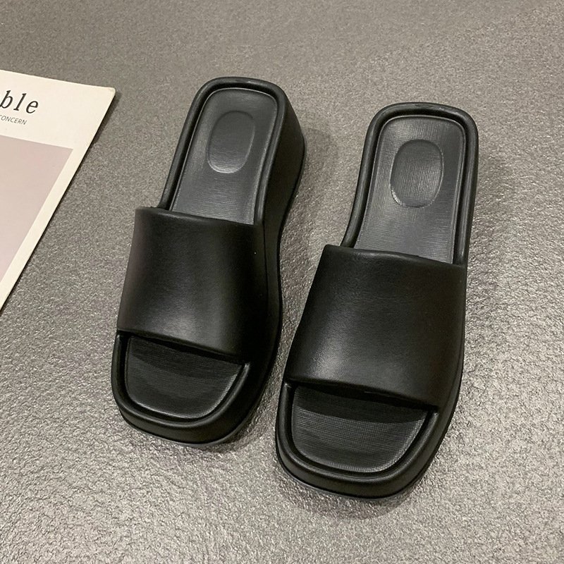 Fashion women thick slides slippers slides slippers anti-slippery lady beach jelly slides slippers black