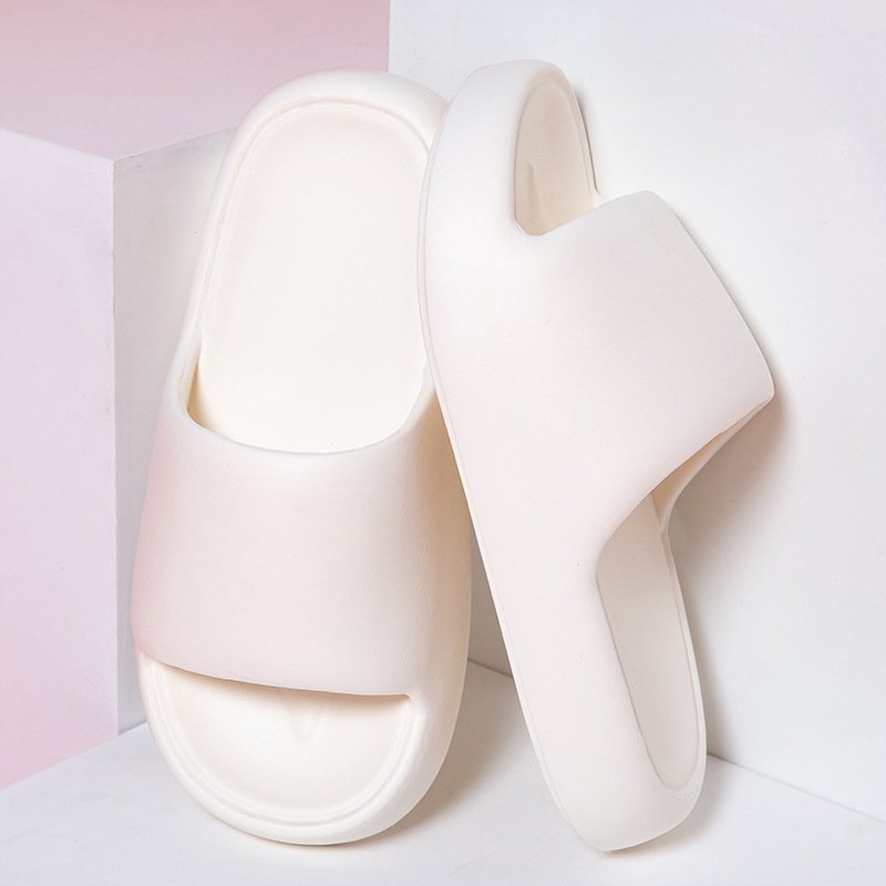 Wholesale Hot Selling Women's Thick Soled Summer Indoor Beach Slippers, Customized Logo Soft Men's EVA Flat Slides Slippers