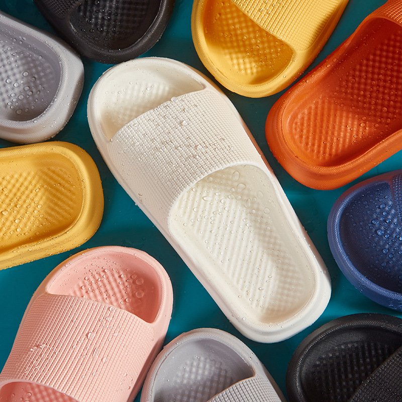 Unisex summer Thick Platform Beach shower Pillow Slides Cushion eva Cloud home slippers with custom logo