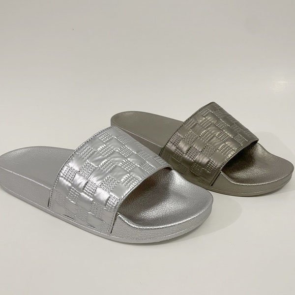 Factory Directly Wholesale Comfy Home Slides Slippers Custom Logo