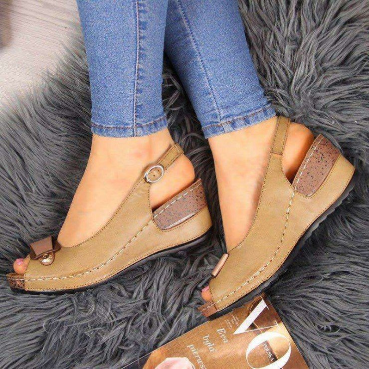 2024 New Style Super Light Thick Soled Sandals Slippers Beach Slides Slipper Women Summer Shoes