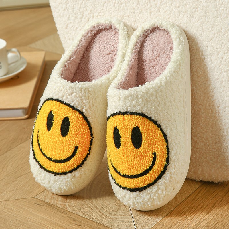 Dropshipping Ladies' Winter Cute Fluffy Heart Happy Face Slippers Custom Embroidered round Toe House Shoes with Cotton Insole