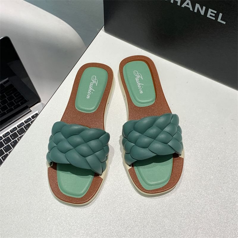 Fashion Summer New Popular Slippers Cute Sandals Women Outdoor Sandals Shoes