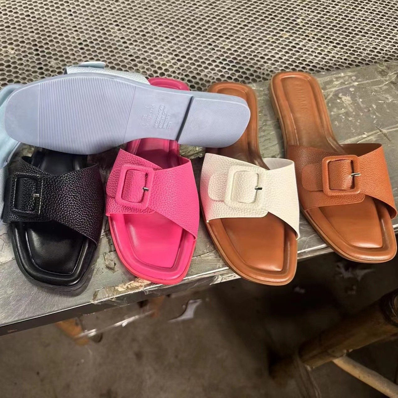 2024 New Style Comfortable Casual Light Shoes For Lady