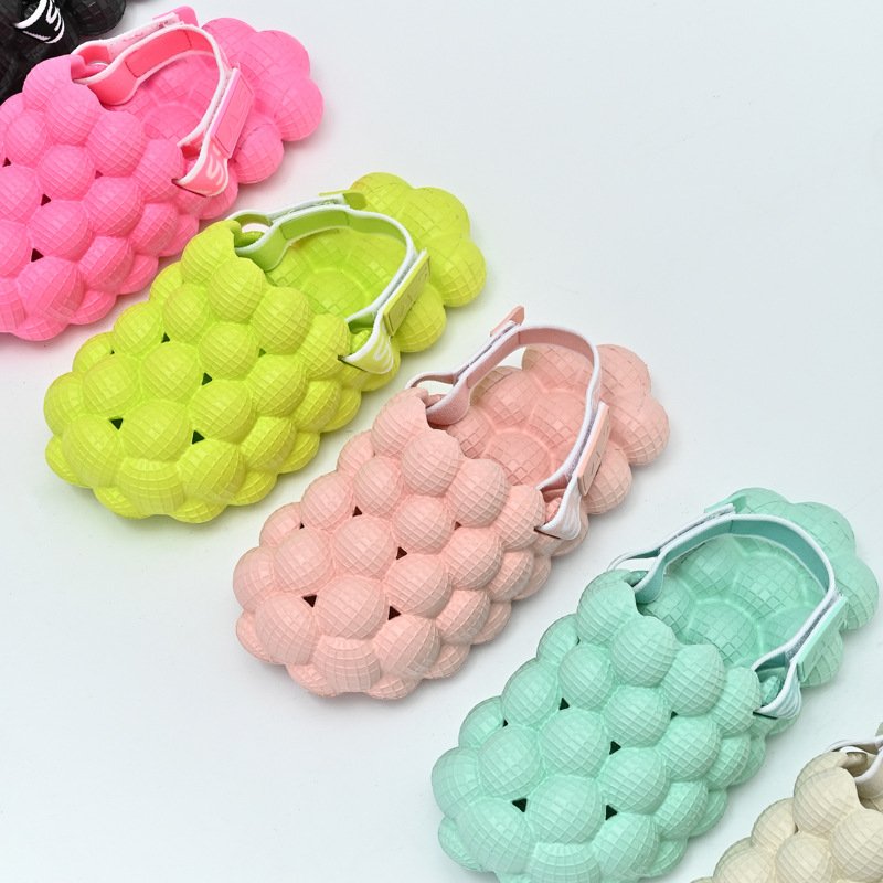 2023 Wholesale EVA Foam Outdoor Summer Beach Casual Toddler Kids Men Women Home Slippers Bubble Slides For Women