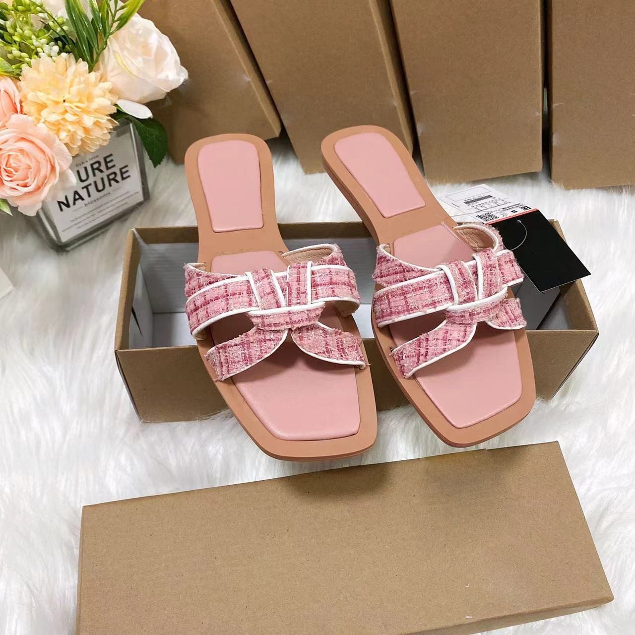 Wholesale classic summer Slides ladies sandals fashion PU leather outdoor Female shoes non-slip flat bottom women's slippers