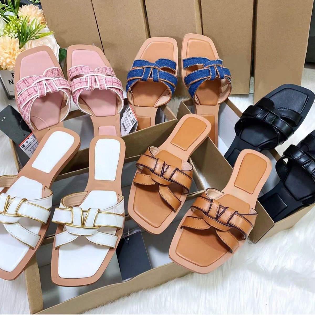 Wholesale classic summer Slides ladies sandals fashion PU leather outdoor Female shoes non-slip flat bottom women's slippers