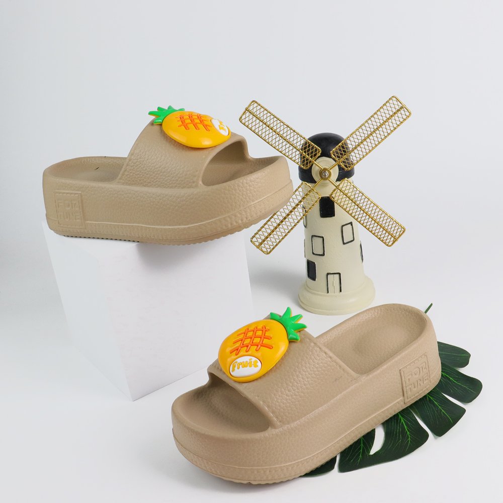 Shoe Manufacturer Custom Sleeper Ladies Sandals Slides Chappal Women Slide Slippers