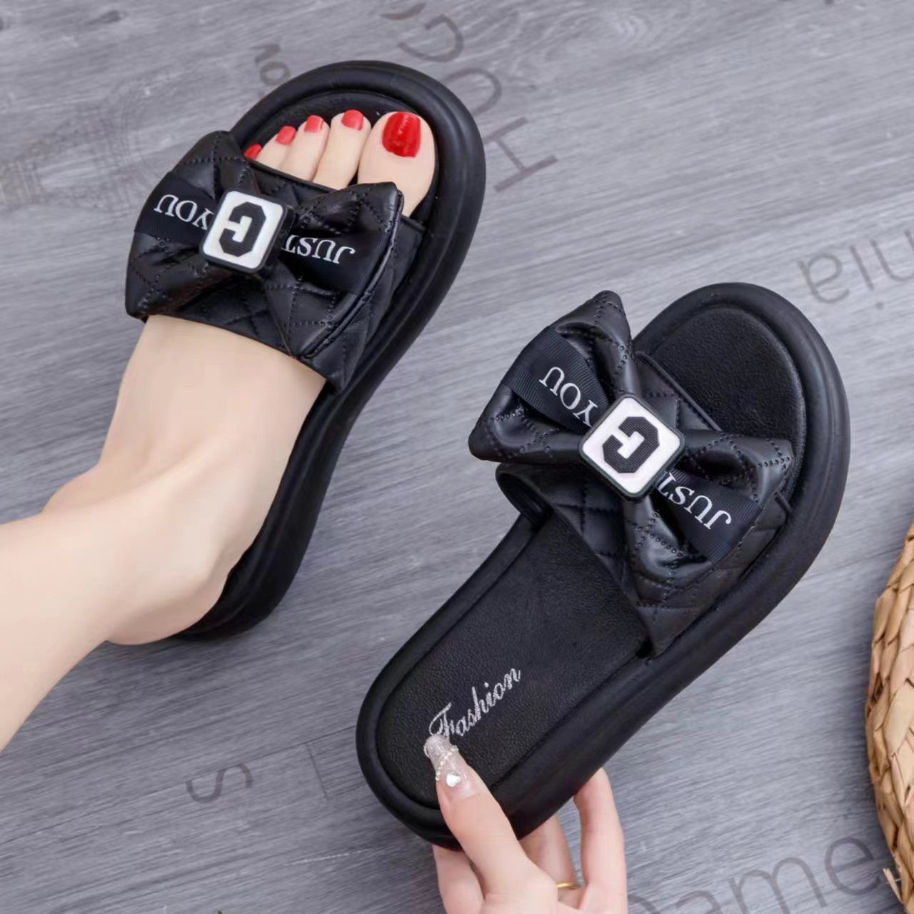 Beach Sandals High Heel Non-Slip Fashion Elevating Summer Slides Slippers for Women New