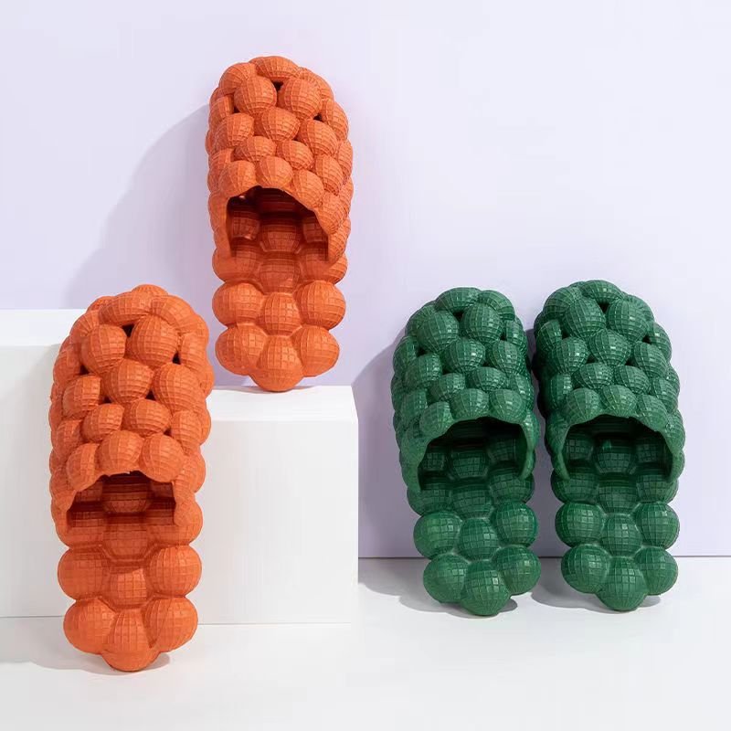 Wholesale EVA Foam Outdoor Summer Beach Casual Men Women Kids Home Slippers Bubble Slides For Women Men