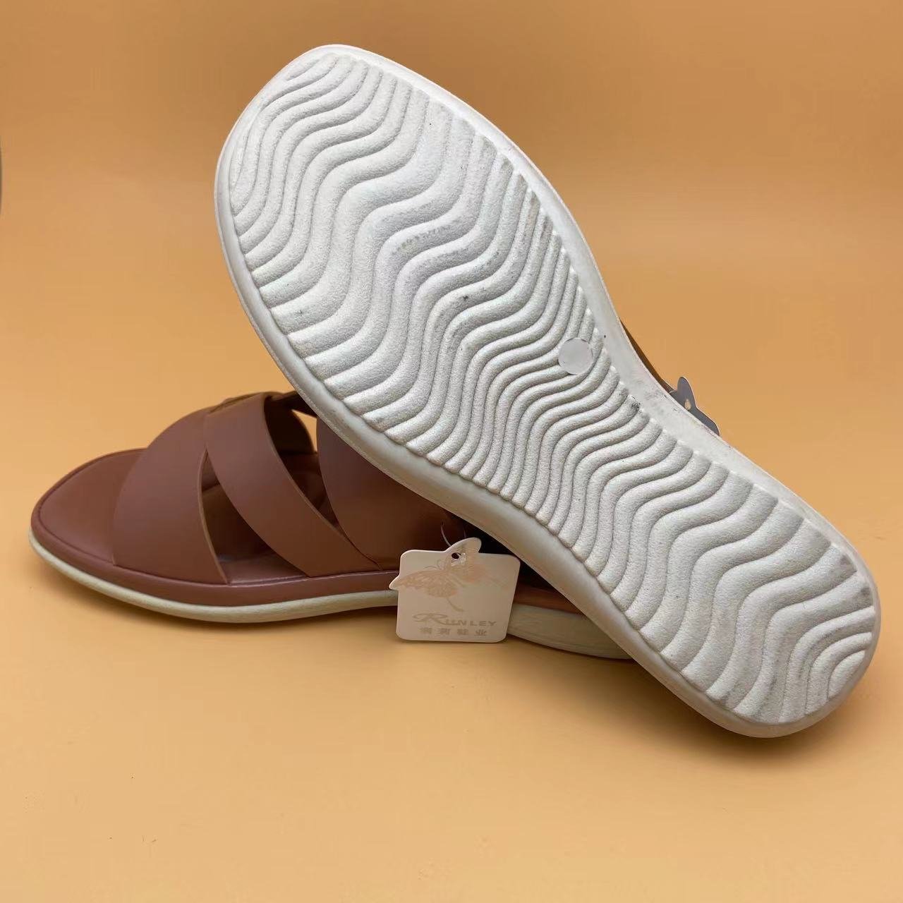 Luxury Summer Beach Shoes Leather Flat Sandals Slides Slippers For Women And Ladies Arabic Slippers